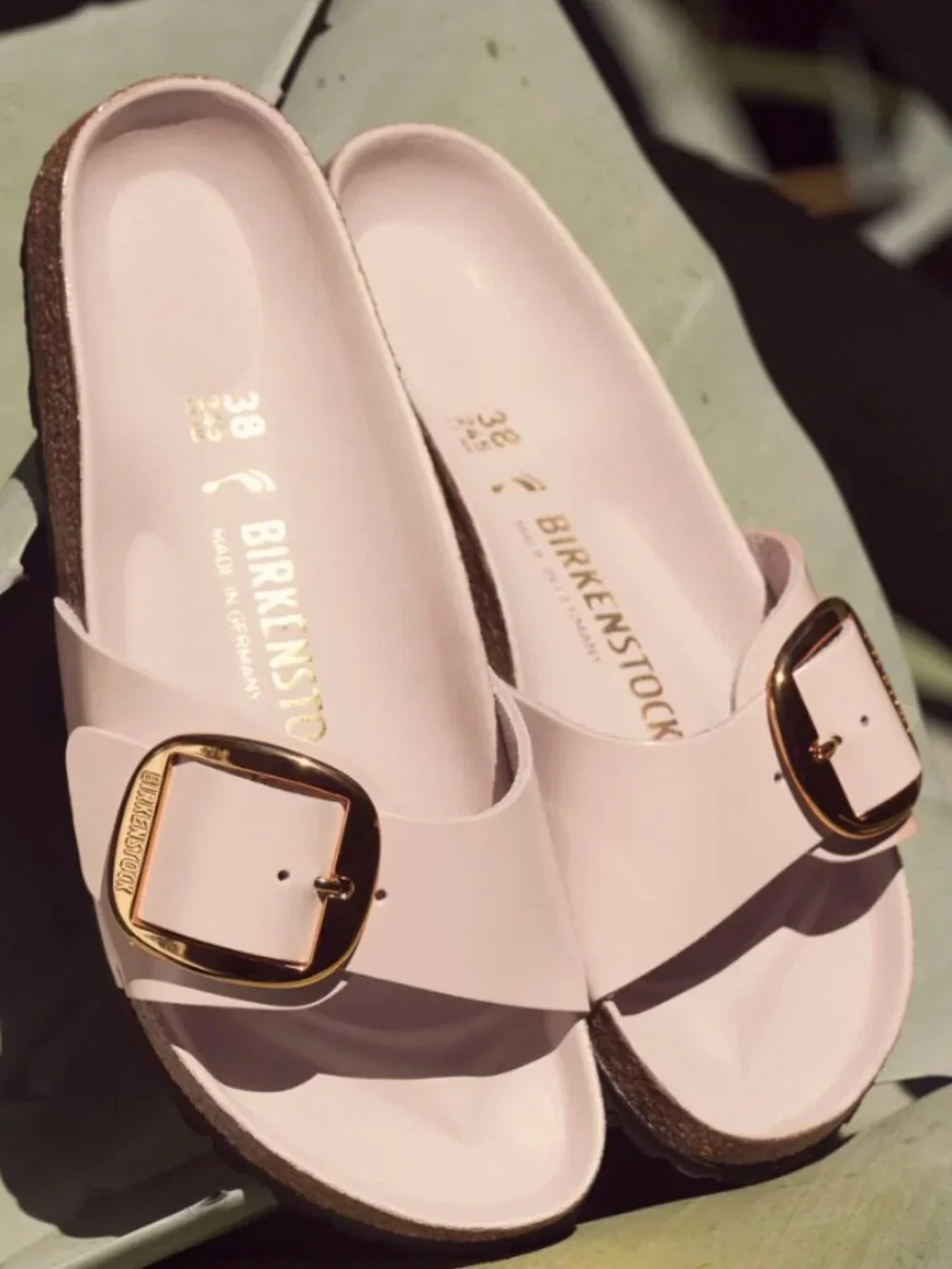 Birkenstock Madrid Big Buckle High Shine in Light Rose Leather - Picture 4 of 7